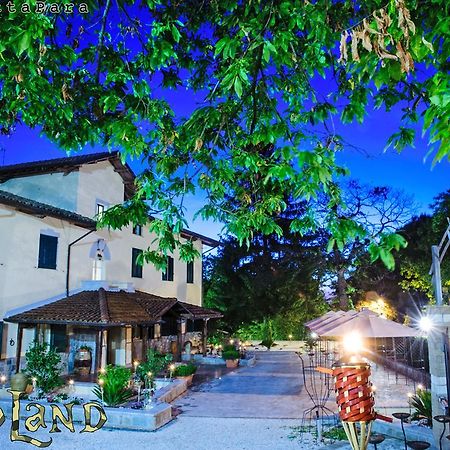 ロッカ・ディ・パーパ Il Redentore Bed & Breakfast エクステリア 写真