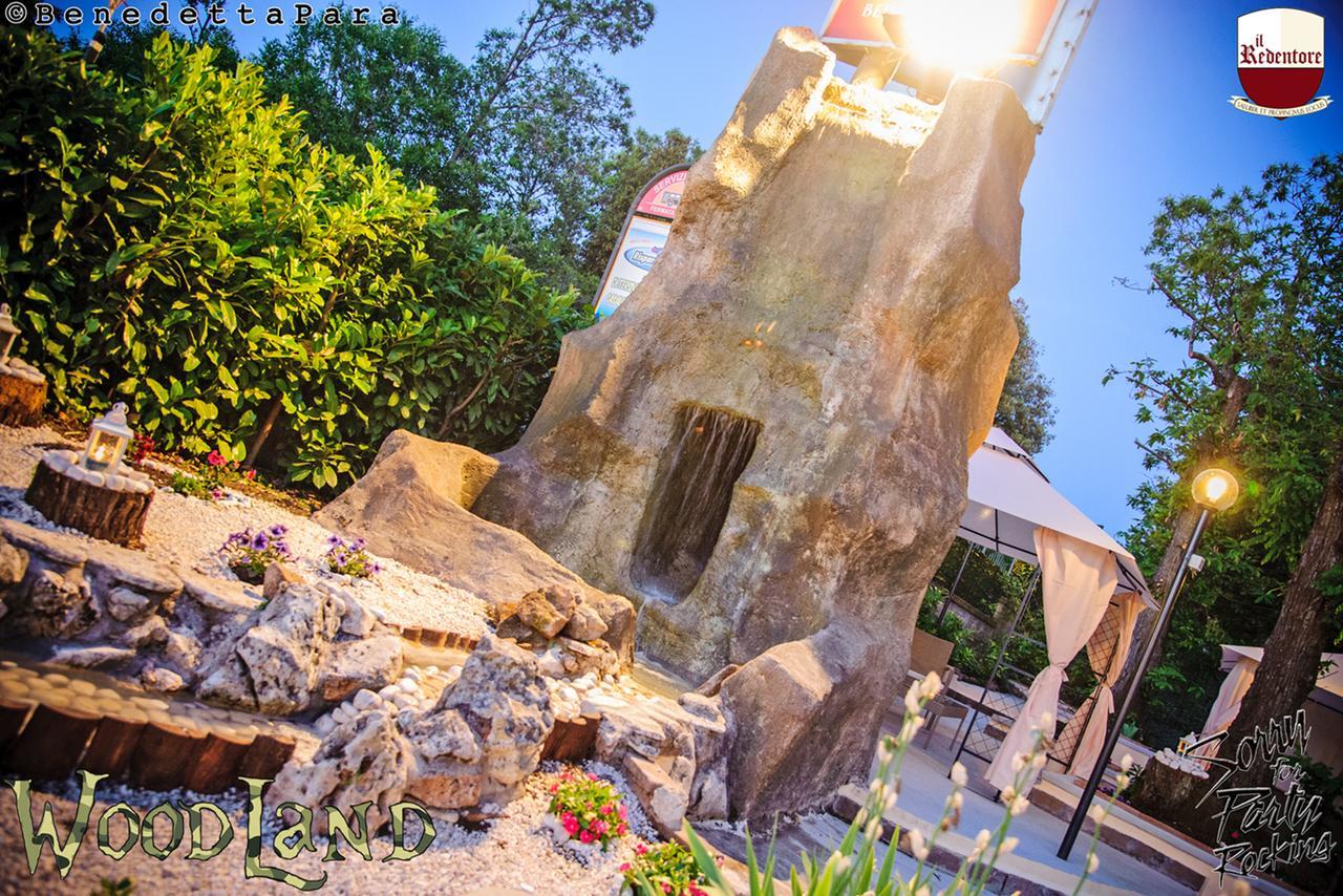 ロッカ・ディ・パーパ Il Redentore Bed & Breakfast エクステリア 写真