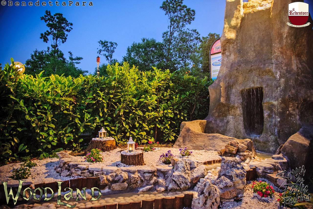 ロッカ・ディ・パーパ Il Redentore Bed & Breakfast エクステリア 写真